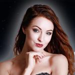 artist image Minniva In the Middle of the Night (cover Within Temptation) In the Middle of the Night (feat. Alex Luss) - Single