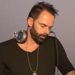 artist image Alex Cruz, Deva Premal Om Benza Satto Hung Om Benza Satto Hung - Single