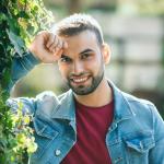 artist image Javid Yarala Meni Javid (Akustikhane Sessions) - Single