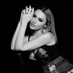 artist image hadise aşk kaç beden giyer Aşk Kaç Beden Giyer?