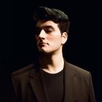 artist image Gjon's Tears Tout l'univers Tout l'univers - Single