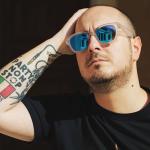 artist image Piero Pirupa Loca (Extended Mix) Loca - Single